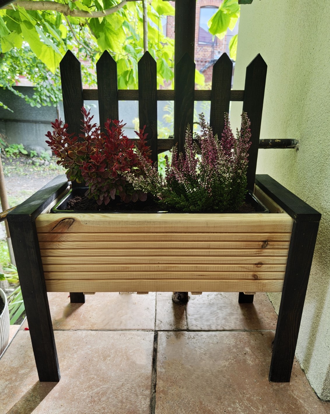 Doniczka z płotkiem 1